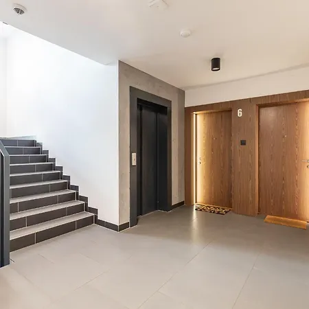 Апартаменты Superapart Strzelecka 24 - Praga, Metro Szwedzka *