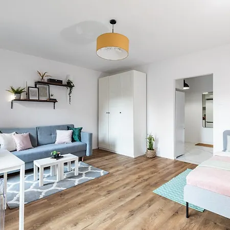 Апартаменты Superapart Strzelecka 24 - Praga, Metro Szwedzka