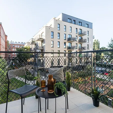 Superapart Strzelecka 24 - Praga, Metro Szwedzka Варшава